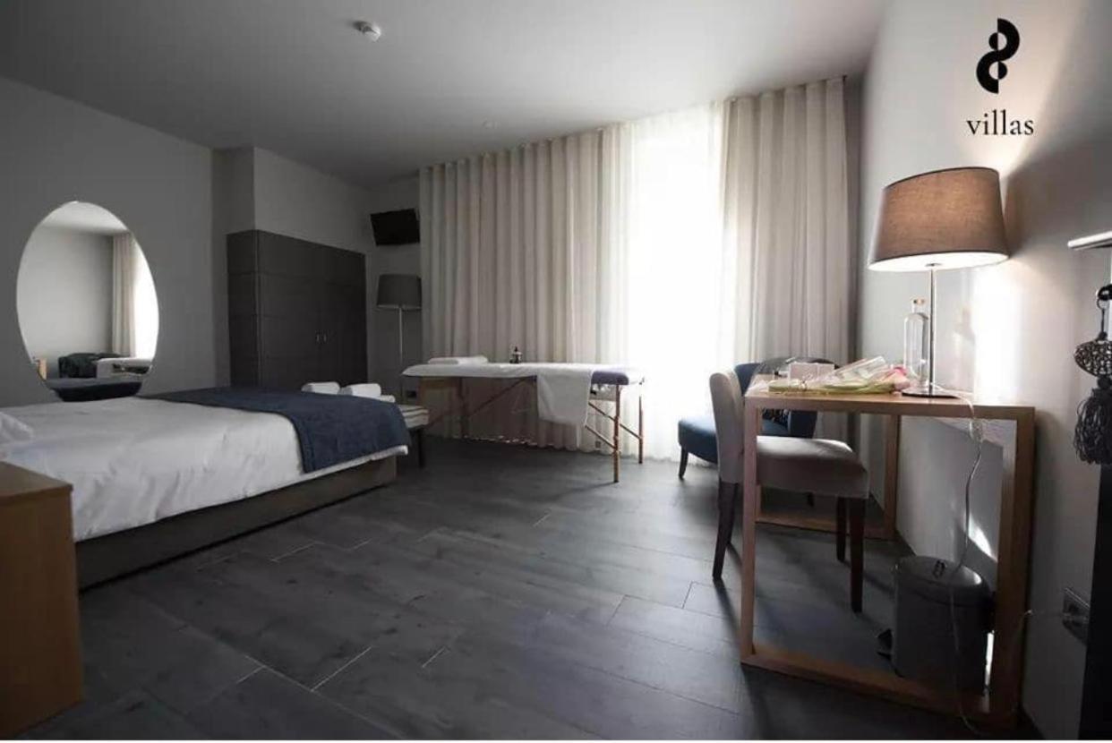 8 Villas Hotel Santo Tirso Bagian luar foto
